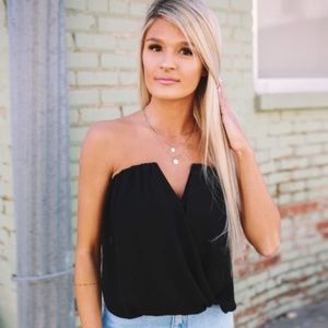 Willow & Root Surplice V-Wire Strapless Tube Top